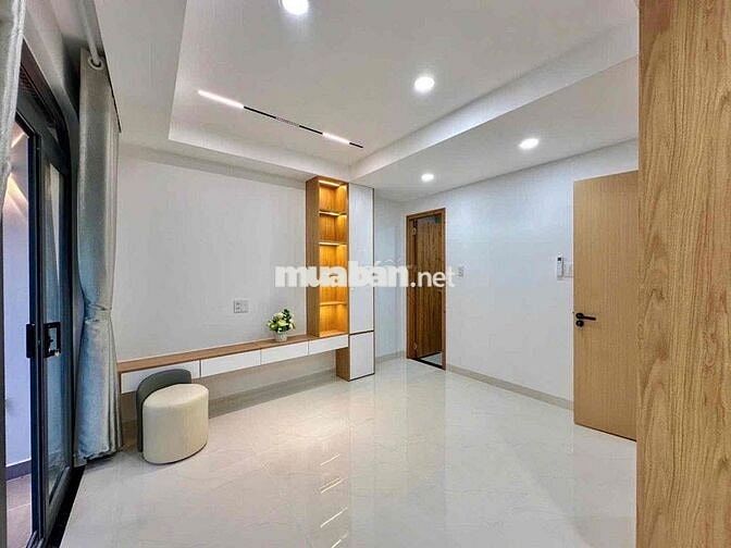 Nhà ngang khủng 6.5m – 4 tầng hiện đại  | Nơ Trang Long - 5.6 tỷ