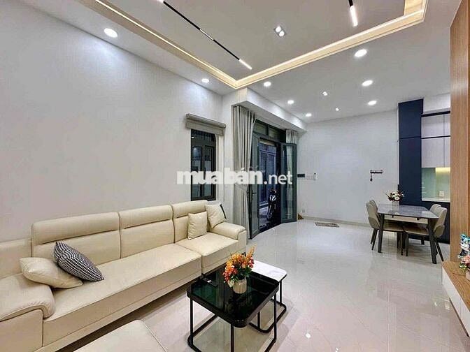 Nhà ngang khủng 6.5m – 4 tầng hiện đại  | Nơ Trang Long - 5.6 tỷ