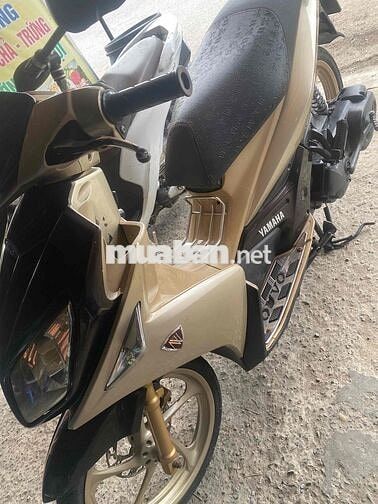 Yamaha Novo 4 Vàng đồng