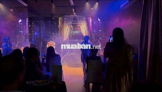 Mặt bằng cafe quận 3 tìm người share ban ngày