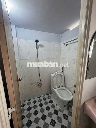 Nhà đường NGUYỄN VĂN YẾN [3x9, lững, lầu, 2pn, 2toilet]8tr/tháng