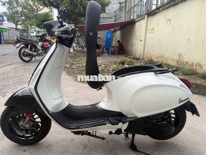 Piaggio Vespa Sprint Trắng Đen 23456 km