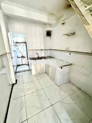 Cần cho thuê nhà hxh tây sơn 3x11m 1 lầu 2pn 2wc 7tr