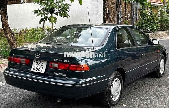Toyota Camry GLi 1999 Xanh đậm
