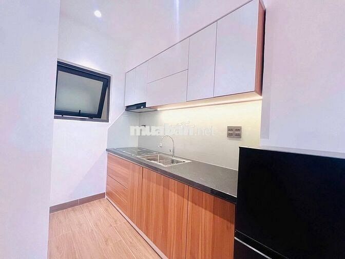 TRỐNG 1 CĂN HỘ TẦNG TRỆT FULL NỘI THẤT MỚI 100%  – CHỈ XÁCH VALI VÀO Ở