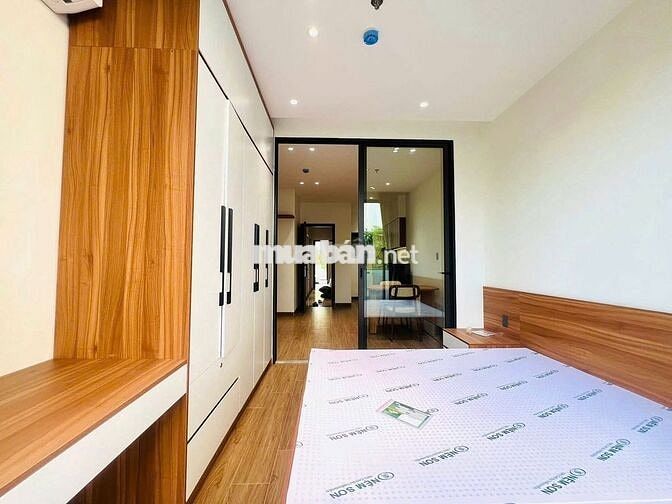 TRỐNG 1 CĂN HỘ TẦNG TRỆT FULL NỘI THẤT MỚI 100%  – CHỈ XÁCH VALI VÀO Ở