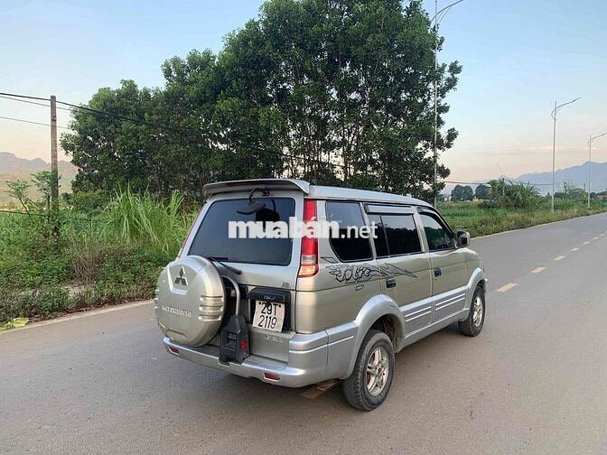 Mitsubishi Jolie Bạc