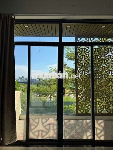 CHO THUÊ PHÒNG SHOPHOUSE VIEW XEM BẮN PHÁO HOA
