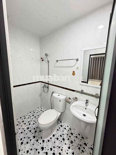 CĂN HỘ STUDIO CỬA SỔ TRỜI Q8 - THANG MÁY, HẦM XE, FULL NỘI THẤT