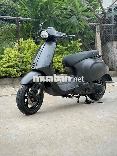 Vespa 125 đen nhám đèn led 2015 Bstp