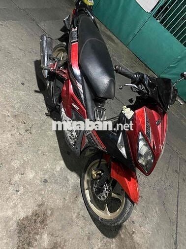 Yamaha Novo 4 Đỏ đen giấy tới đầy đủ