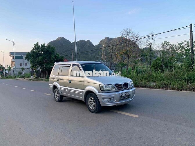 Mitsubishi Jolie Bạc