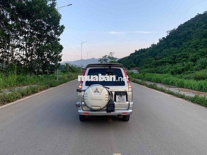 Mitsubishi Jolie Bạc