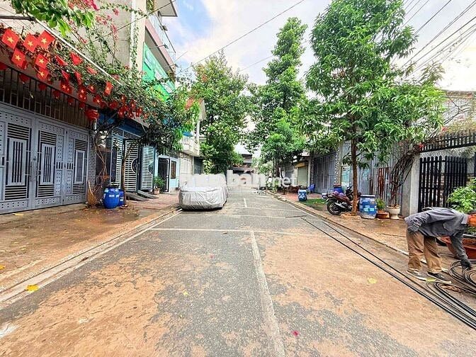 Nhà 75m2 Ngã Tư Chiêu Liêu Dĩ An