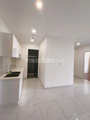 Cho thuê C/hộ Precia 1+1PN view thoáng mát, NTCB, giá chỉ 12 triệu