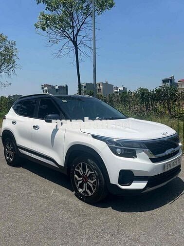 Kia Seltos Luxury 2022 Trắng