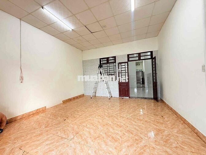 Nhà 75m2 Ngã Tư Chiêu Liêu Dĩ An