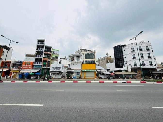 Bán nhà MẶT TIỀN 183 PHẠM VĂN ĐỒNG p4 GÒ VẤP (gần Bv175 - Vòng Xoay - 
