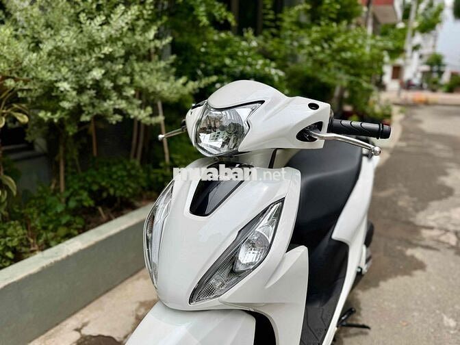 Honda Vision 2026 Trắng 2345 km