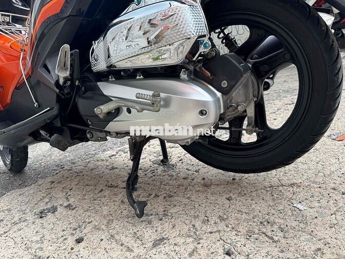 Honda Air Blade 125 Cam đen