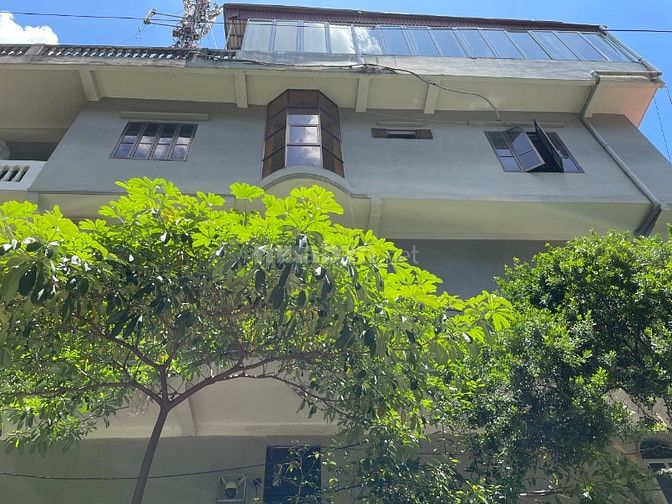 Cho thuê nhà nguyên căn 4 tầng, MB 110m2 gần đường Giải Phóng