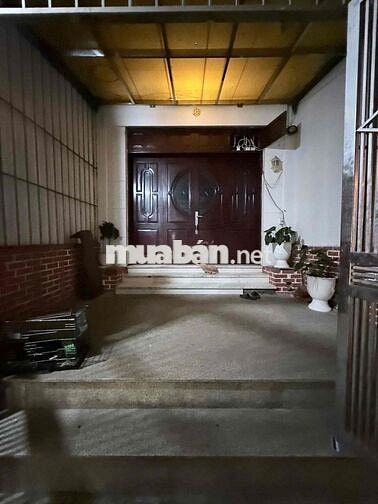 cho thuê phòng trọ rộng đẹp giá rẻ 24m2 vào ở luôn gần khu CN Sài Đồng