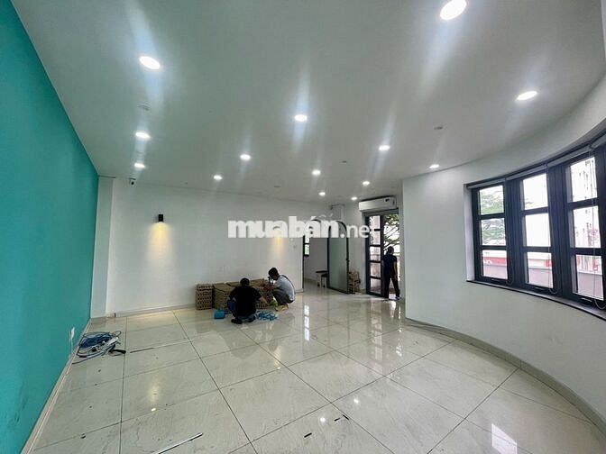 nguyên lầu văn phòng cityland có thang máy chỉ 12tr