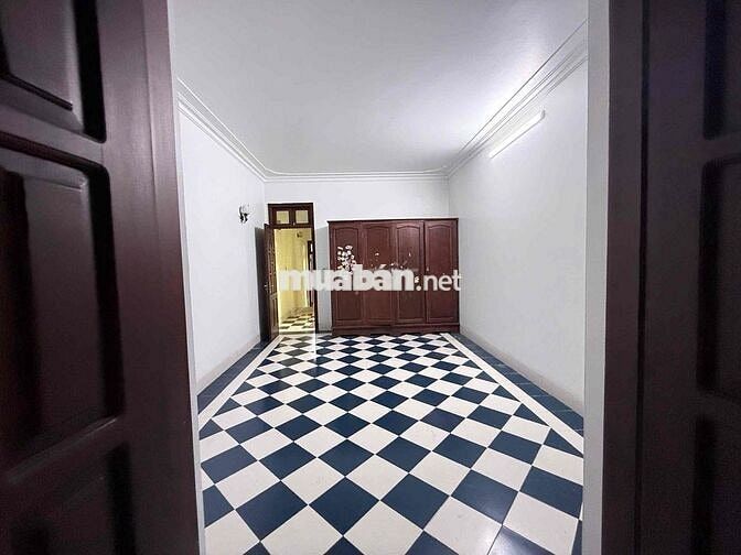 cho thuê phòng khu vực thạch bàn gần aeon mall LB, đường cổ Linh 26m2