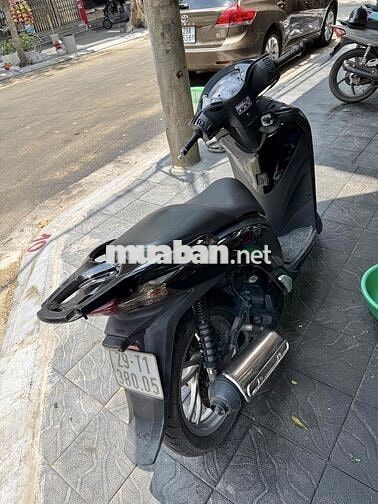 Honda SH Việt Đen Up áo Ý