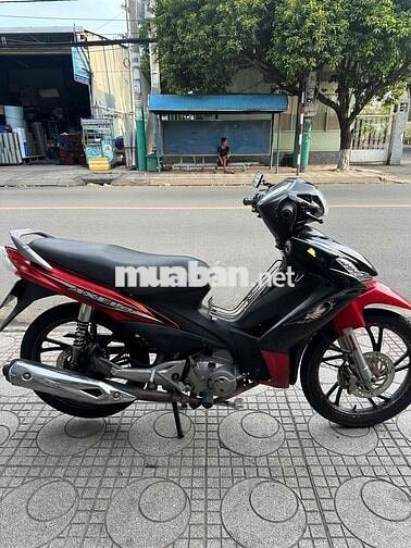 Suzuki Axelo Đỏ đen Côn tay