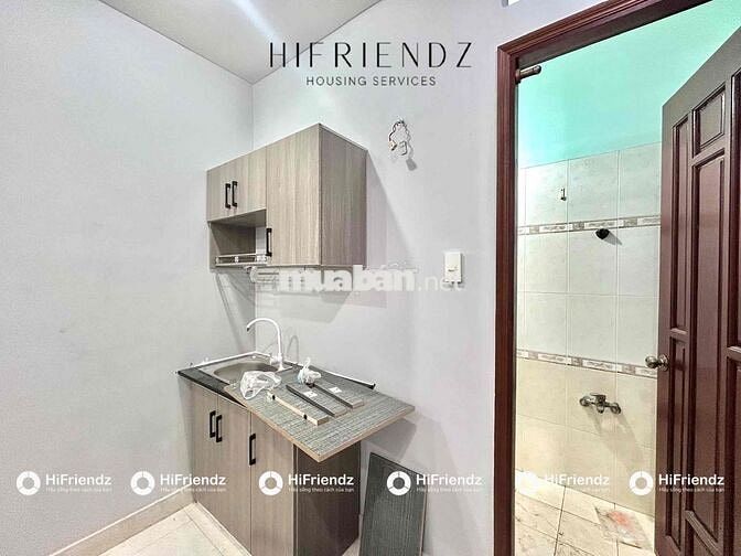 khai Trương phòng ban công tách bếp và cửa sổ sáng , Gần Dh mở Q6