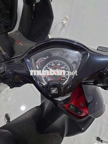 Chính chủ bán Honda Vision Đen Nhám bstp