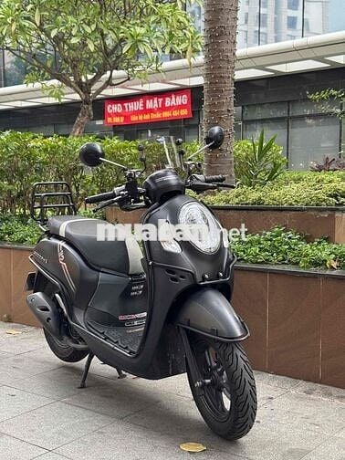 Honda Scoopy nhập Thái