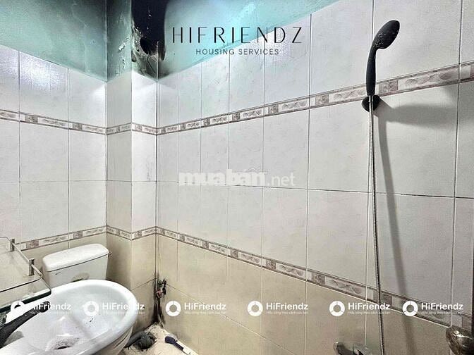 khai Trương phòng ban công tách bếp và cửa sổ sáng , Gần Dh mở Q6