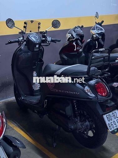 Honda Scoopy nhập Thái