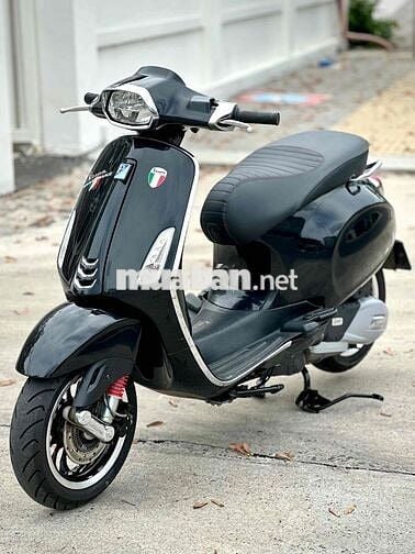Vespa 125 iGet ABS 2020 Đen bóng siêu phẩm 🥰