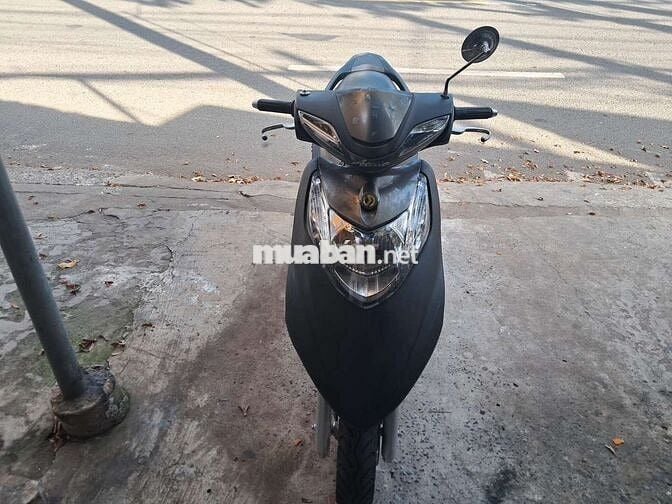 Attila đĩa bay..đẹp..cực êm..Bs 72