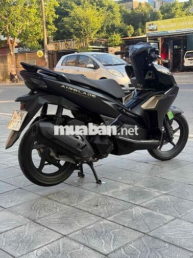 Honda Air Blade 2025 Đen 5000 km