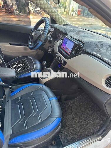 Hyundai i10 nhập ấn