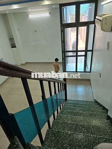 🏡 CHO THUÊ NHÀ NGỌC LÂM 40M² x 4T – GẦN PHỐ, GẦN CHỢ – GIÁ CHỈ 10,5 TR