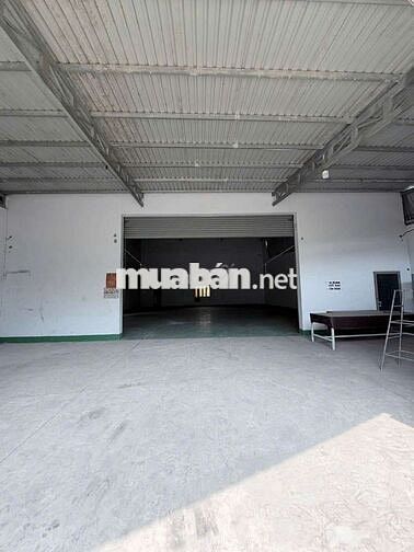 Cho thuê kho 300m2, Xuân thới Thượng, cũ