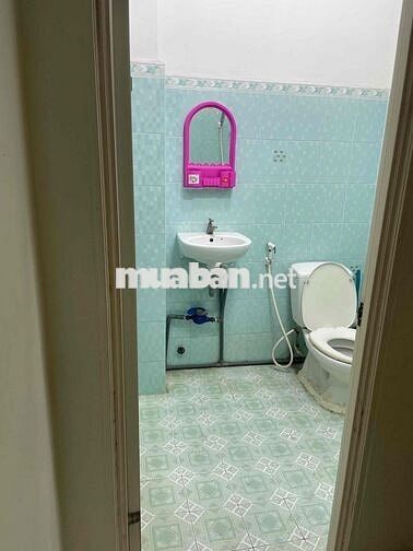 Phòng ngay đường Trần văn kiểu , Binh Phú q6
