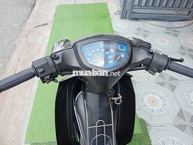 Yamaha Sirius Đen
