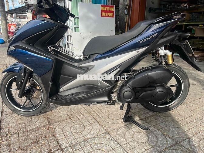 Yamaha NVX 155 Xanh đen