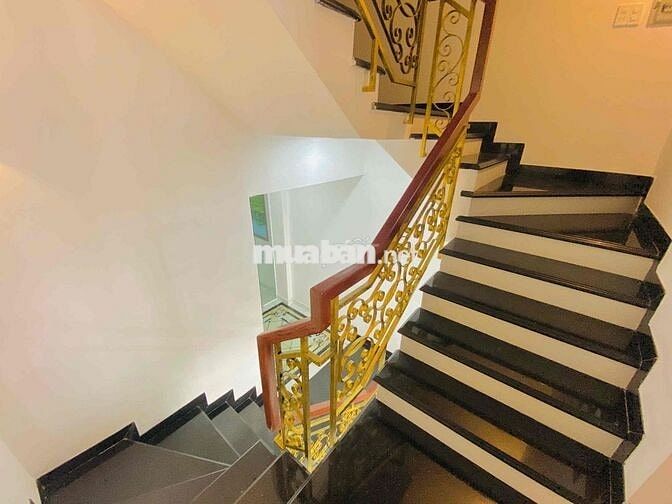 CHO THUÊ NHÀ ĐẸP CÓ THANG MÁY 4X20M MẶT TIỀN ĐƯỜNG SỐ P.TÂN HƯNG Q7