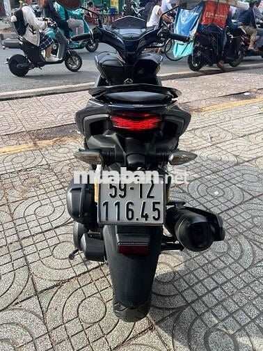 Yamaha NVX 155 Xanh đen