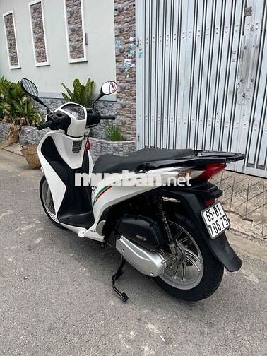 Cầm đồ thanh lí SH 150i 2015 9chủ xe zin cực đẹp
