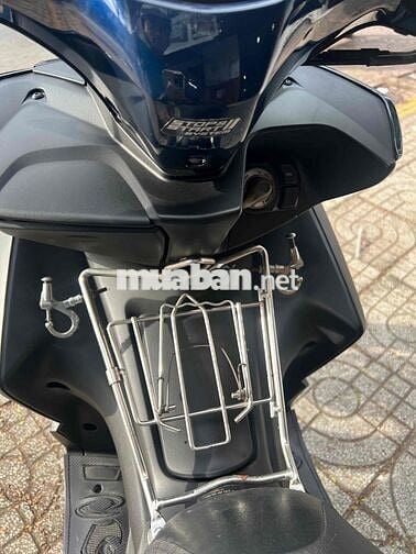 Yamaha NVX 155 Xanh đen
