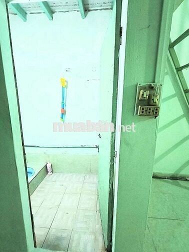 Phòng trọ 30m2 kp1, Thị Trấn Hóc Môn cho thuê, có gác,wc riêng,an ninh