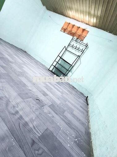Phòng trọ 30m2 kp1, Thị Trấn Hóc Môn cho thuê, có gác,wc riêng,an ninh